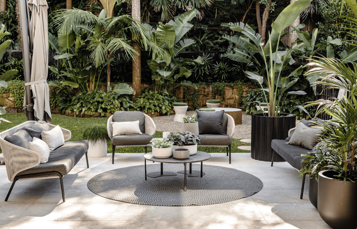 How to Style with Different Garden Pot Shapes & Textures